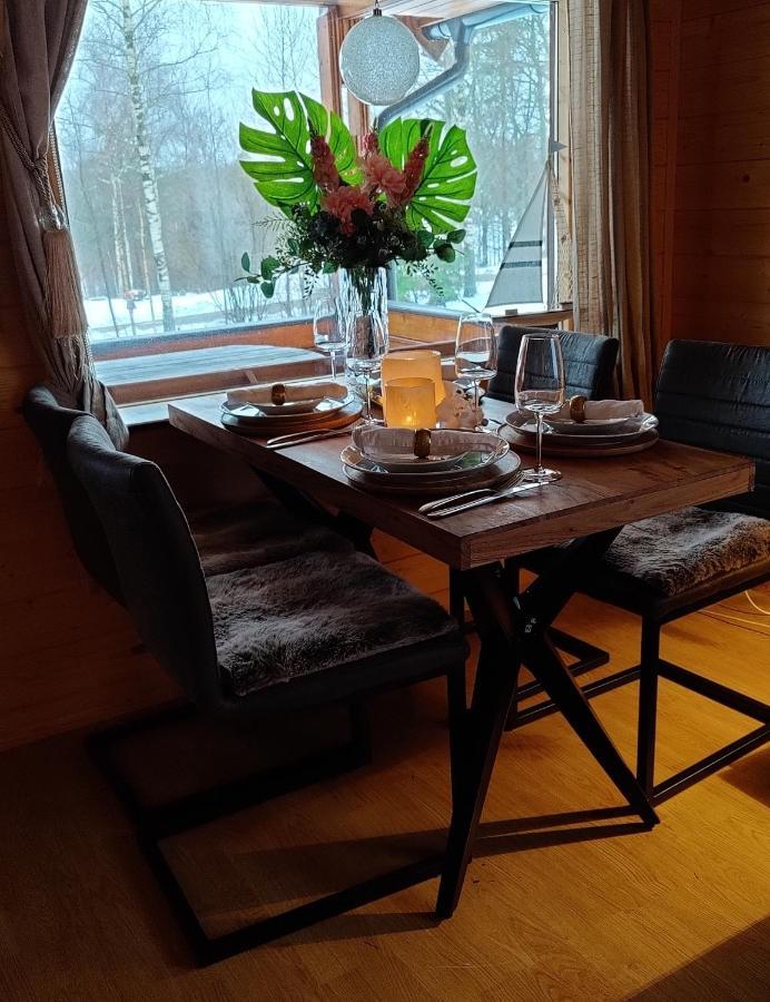 Chalet Holmen Uddevalla Bagian luar foto